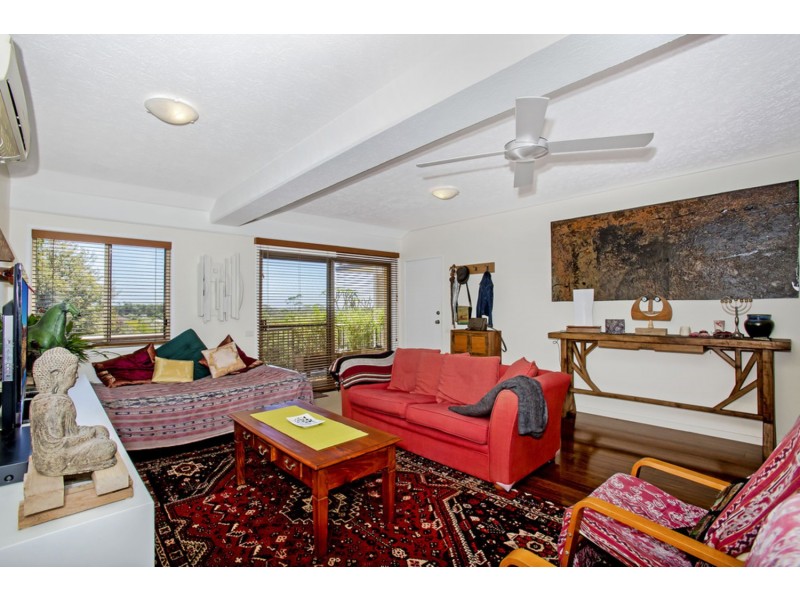 1/5 Jarrah Crescent, Ocean Shores NSW 2483