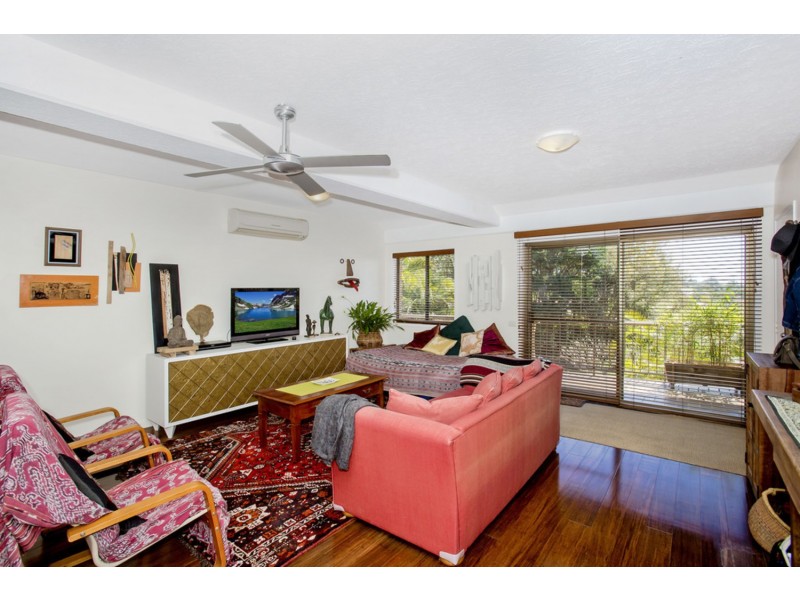 1/5 Jarrah Crescent, Ocean Shores NSW 2483