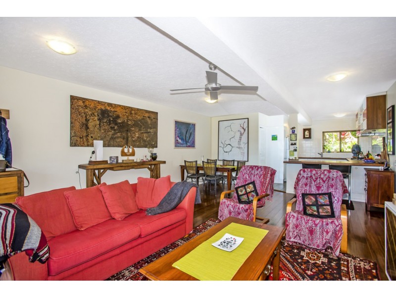 1/5 Jarrah Crescent, Ocean Shores NSW 2483