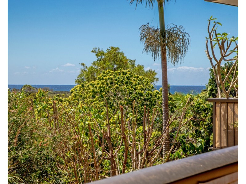 1/5 Jarrah Crescent, Ocean Shores NSW 2483