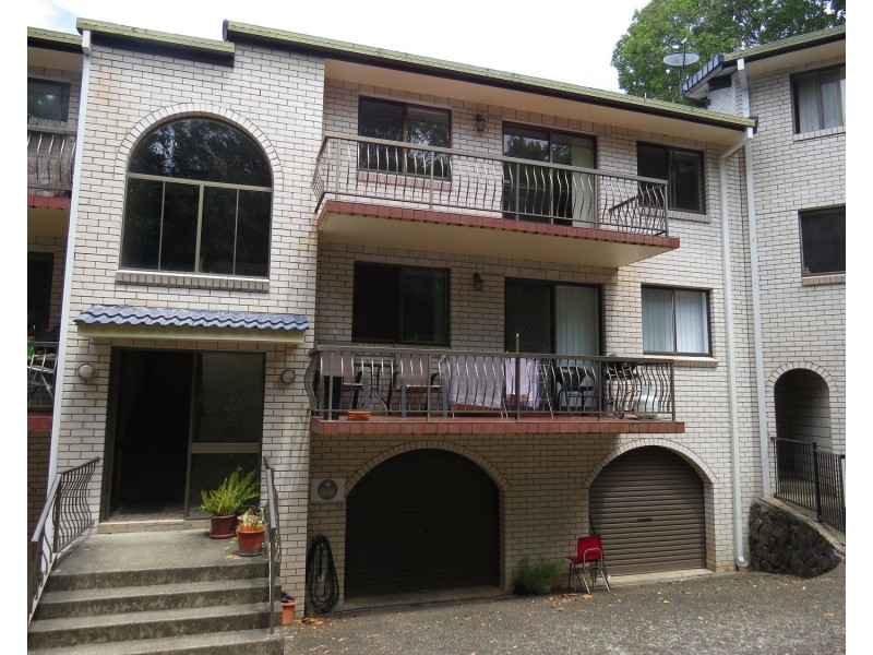 4/2 Durroon Court, Ocean Shores NSW 2483