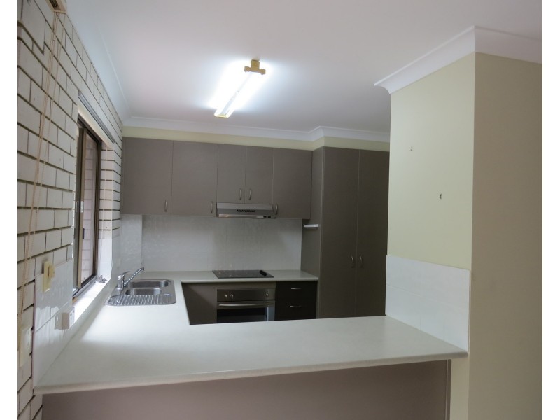 4/2 Durroon Court, Ocean Shores NSW 2483