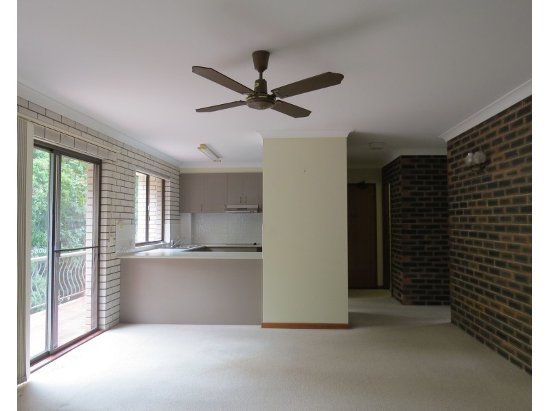 4/2 Durroon Court, Ocean Shores NSW 2483