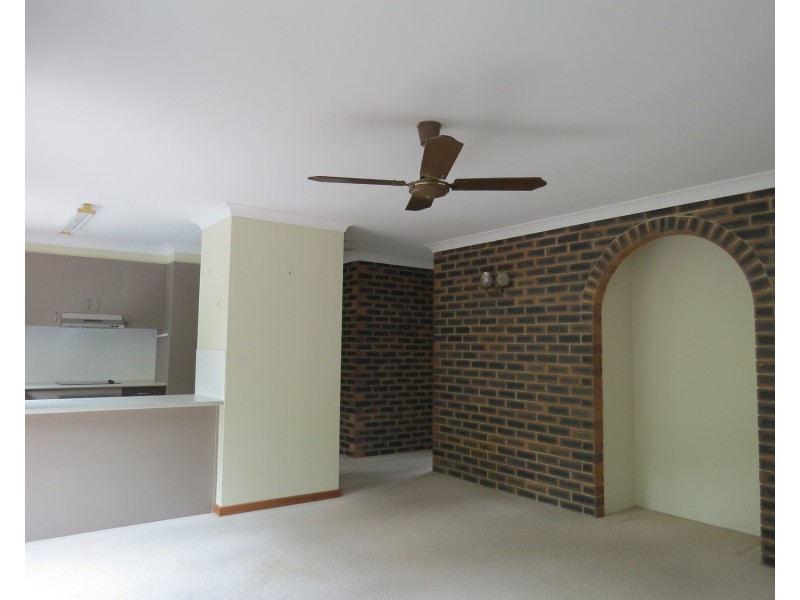 4/2 Durroon Court, Ocean Shores NSW 2483