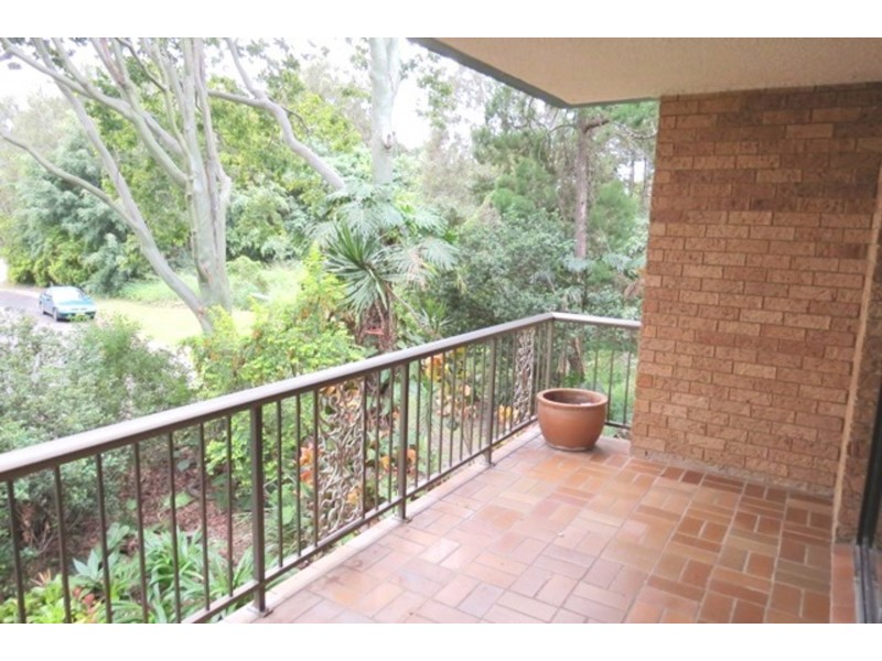 1/4 Bindaree Way, Ocean Shores NSW 2483