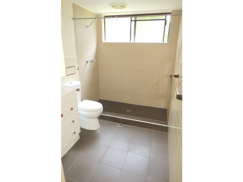 1/4 Bindaree Way, Ocean Shores NSW 2483