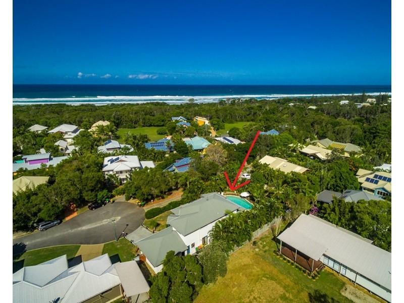4 Dugun Court, Ocean Shores NSW 2483