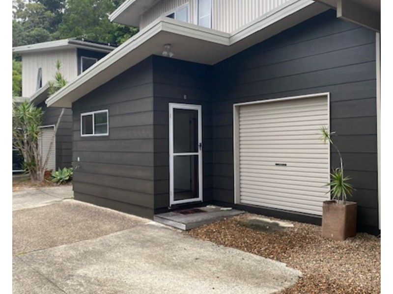1/16 Boondoon Crescent, Ocean Shores NSW 2483