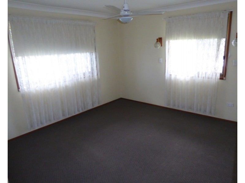 5 Goondooloo Drive, Ocean Shores NSW 2483
