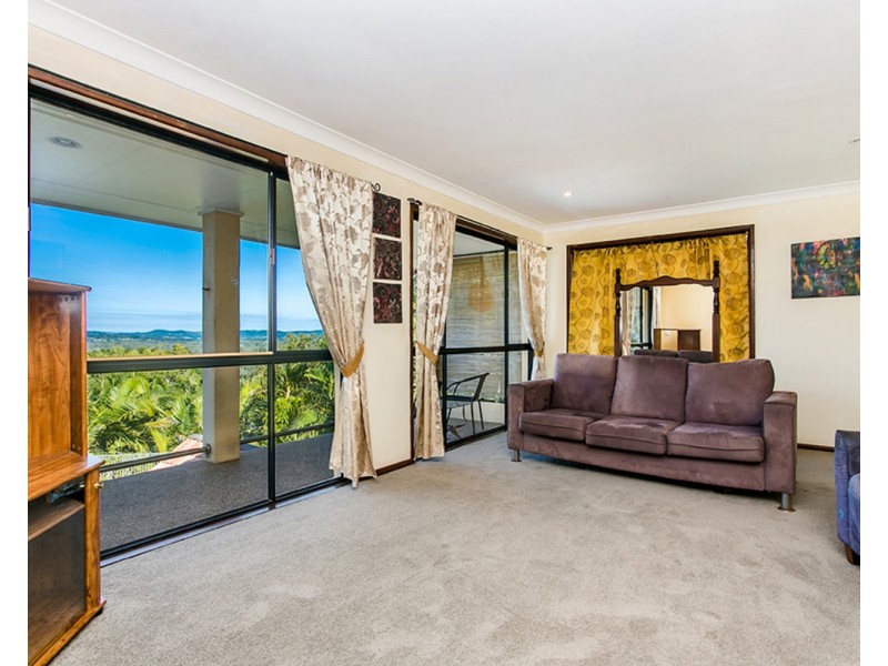 3 Weeronga Way, Ocean Shores NSW 2483