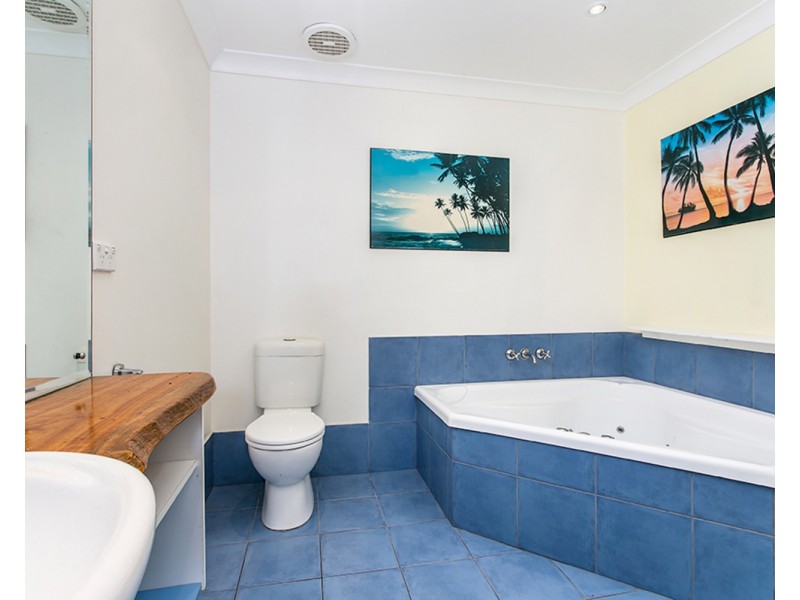 3 Weeronga Way, Ocean Shores NSW 2483