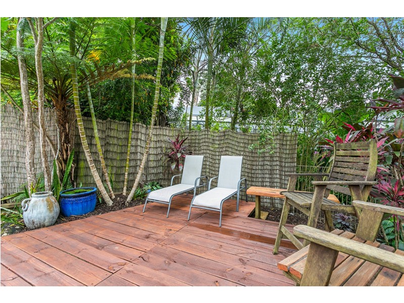 14 Yamble Drive, Ocean Shores NSW 2483