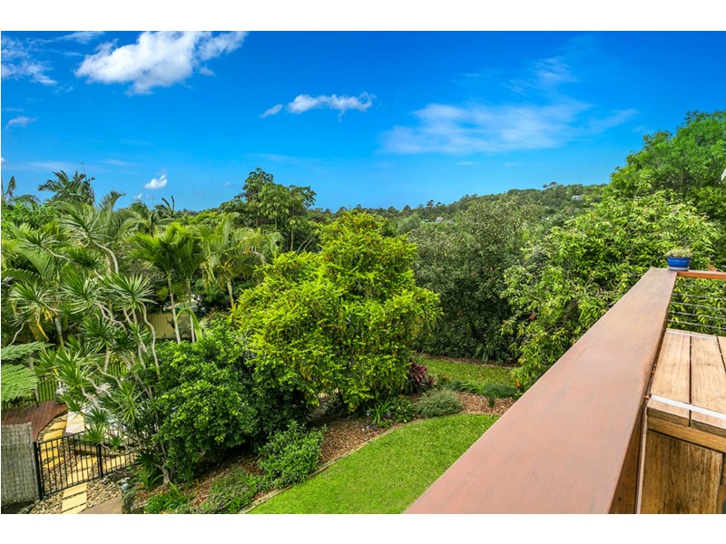 14 Yamble Drive, Ocean Shores NSW 2483