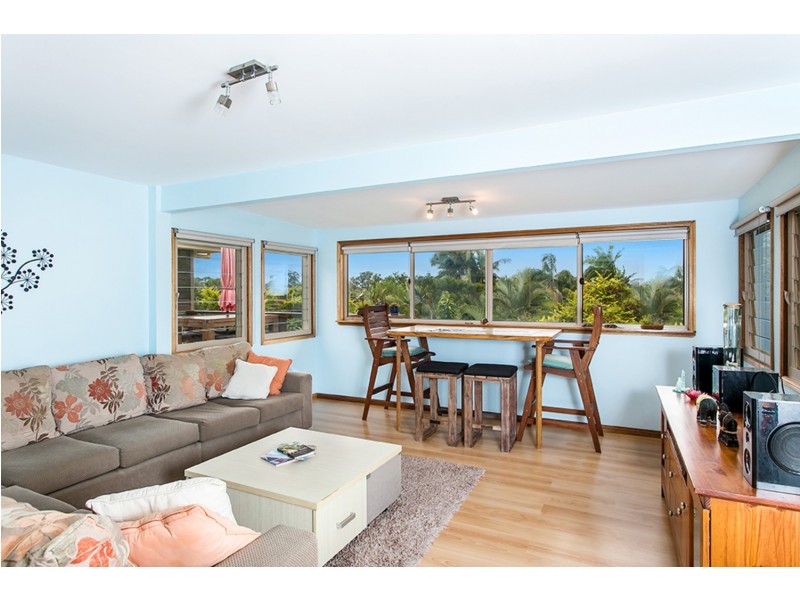 14 Yamble Drive, Ocean Shores NSW 2483