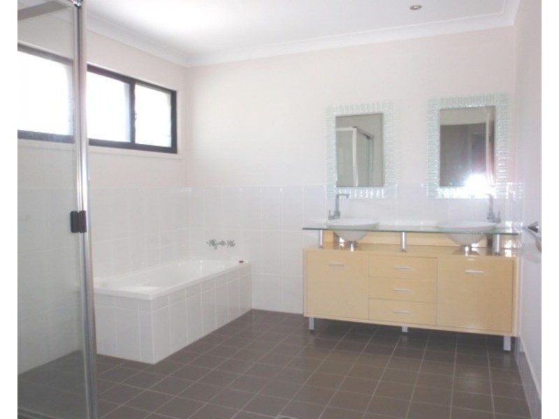 3/3 Bindaree Way, Ocean Shores NSW 2483