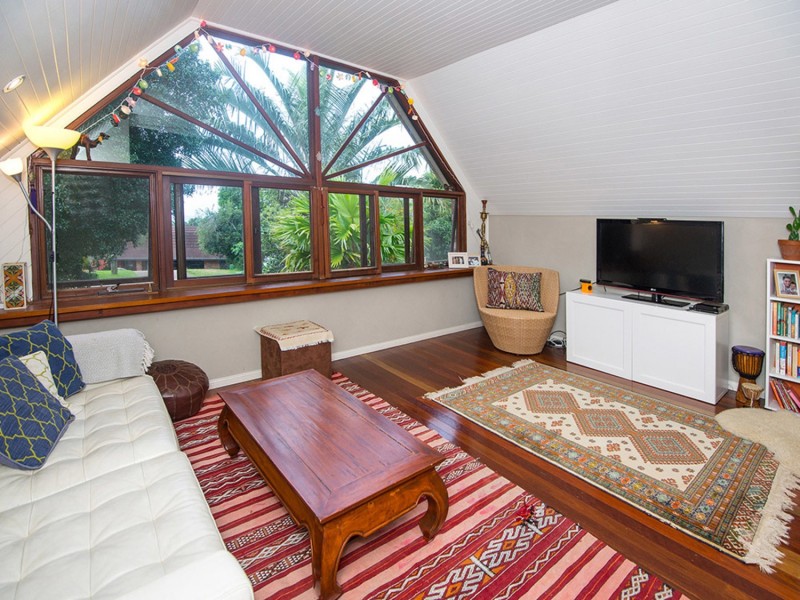 7 Yackatoon Court, Ocean Shores NSW 2483