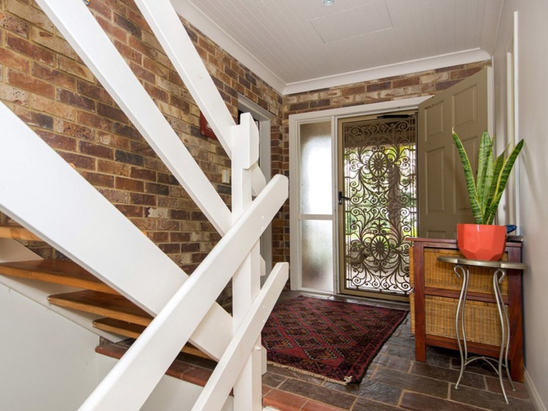 7 Yackatoon Court, Ocean Shores NSW 2483