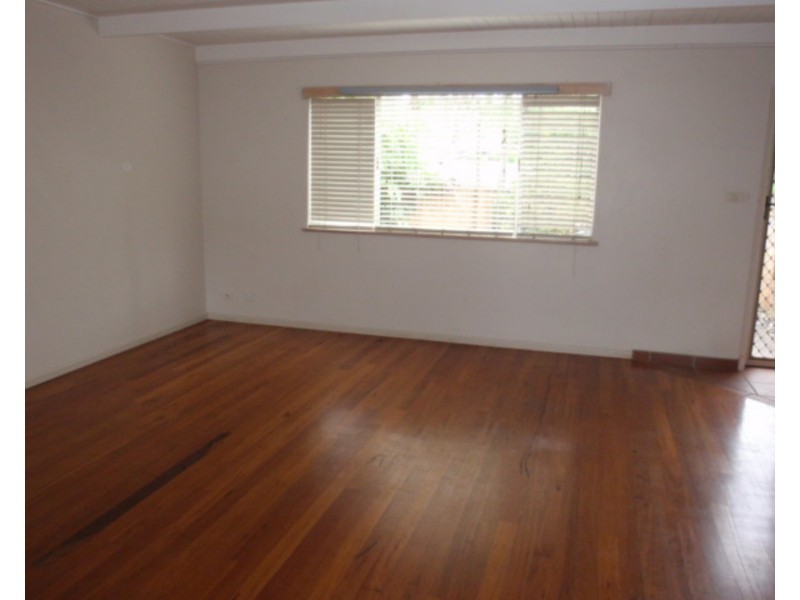 2/90 Rajah Road, Ocean Shores NSW 2483