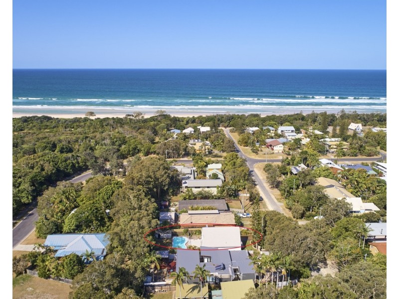 9 Gloria Street, South Golden Beach NSW 2483