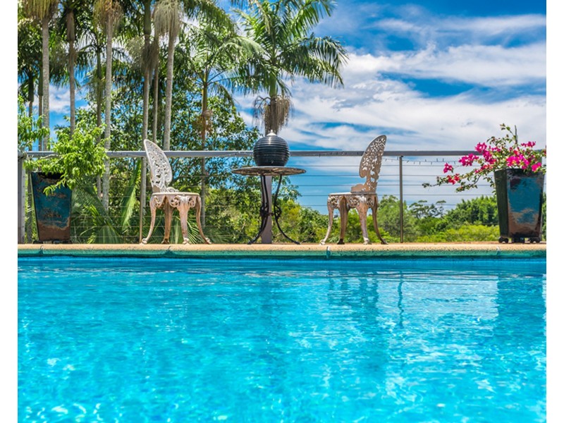 5 Harah Court, Ocean Shores NSW 2483