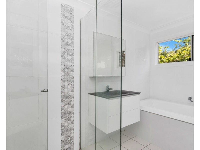 9 North Head Road, New Brighton NSW 2483