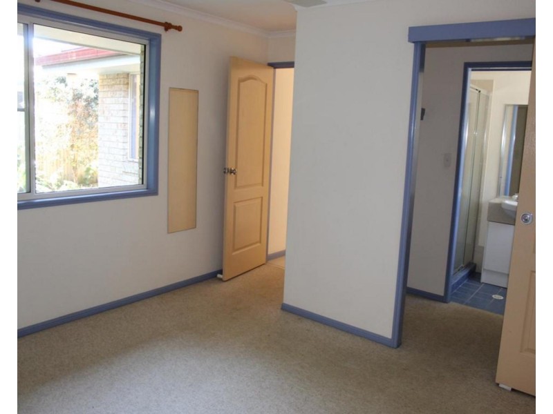 15a Balemo Drive, Ocean Shores NSW 2483