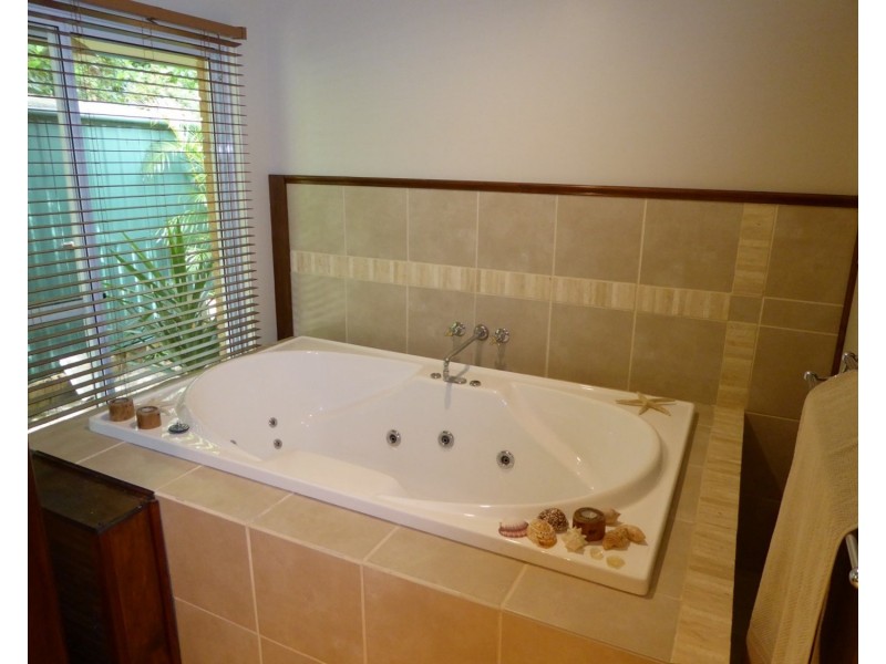 Ocean Shores NSW 2483