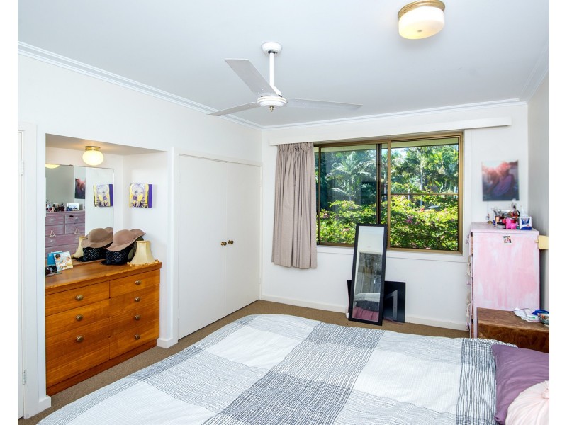 17 Wirree Drive, Ocean Shores NSW 2483