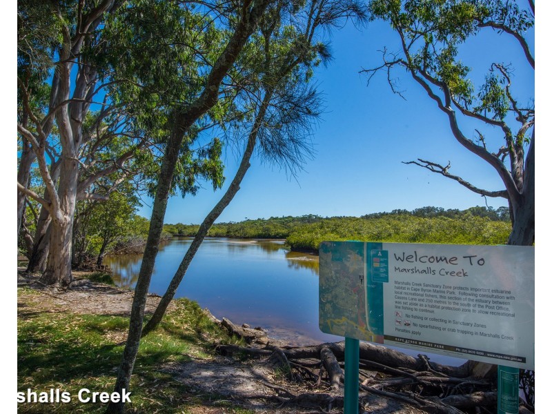 17 Wirree Drive, Ocean Shores NSW 2483