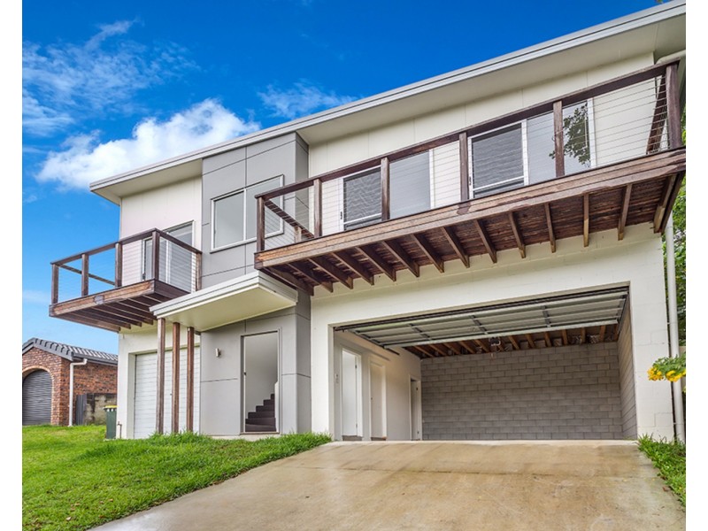 35A Rajah Road, Ocean Shores NSW 2483