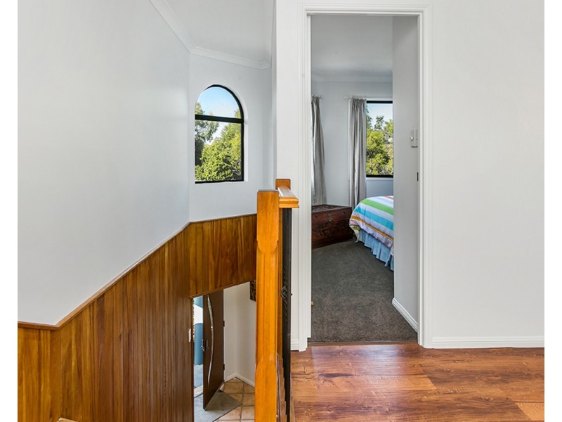 4 Dugun Court, Ocean Shores NSW 2483