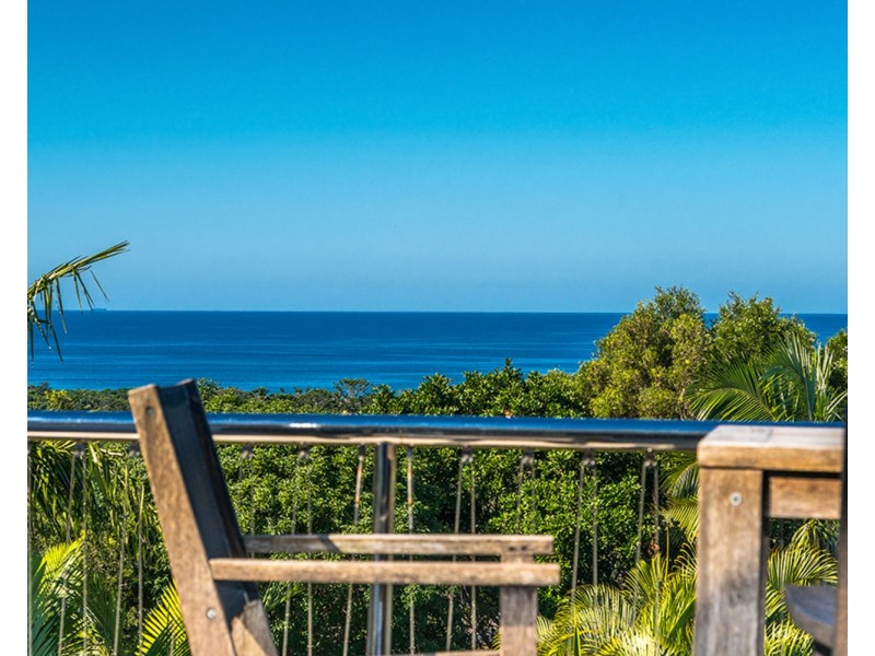 13 Goolara Court, Ocean Shores NSW 2483