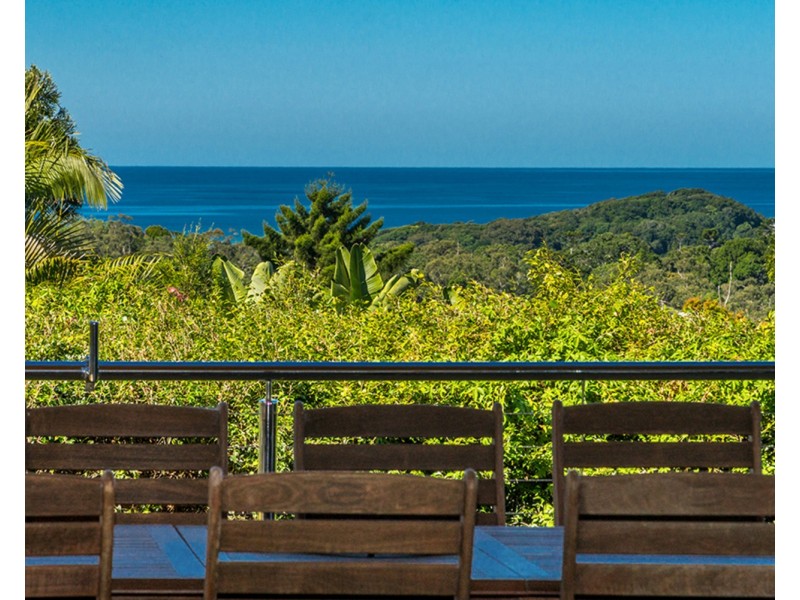 13 Goolara Court, Ocean Shores NSW 2483