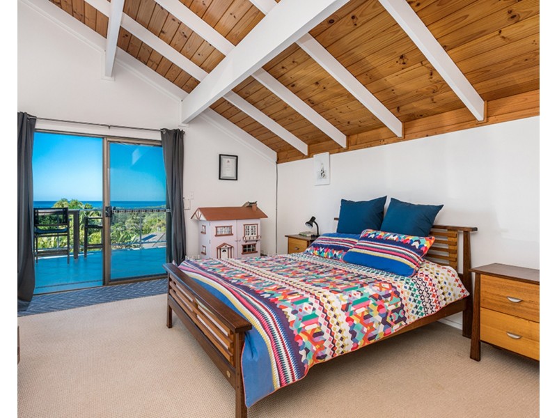 13 Goolara Court, Ocean Shores NSW 2483