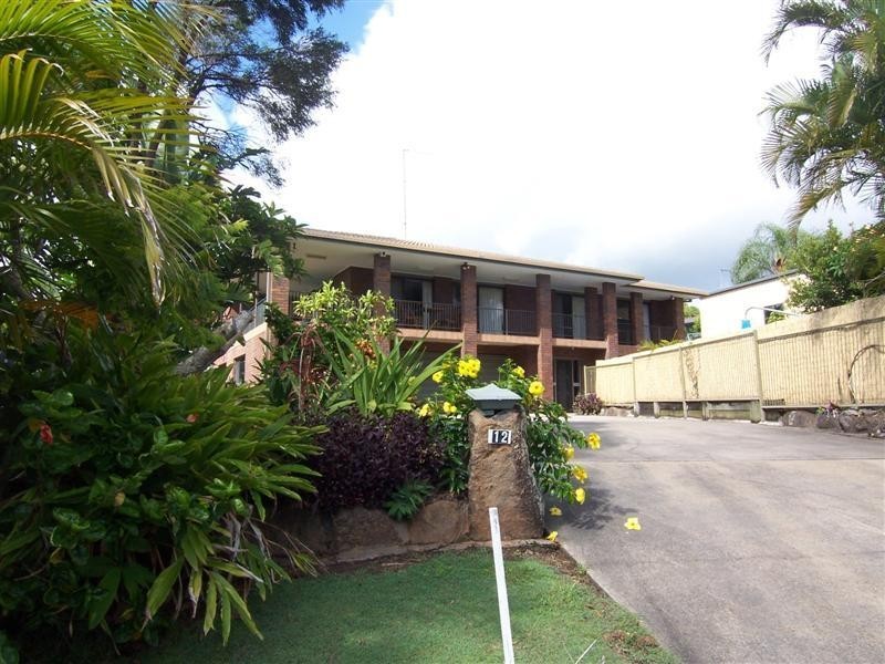 12 Goolara Court, Ocean Shores NSW 2483
