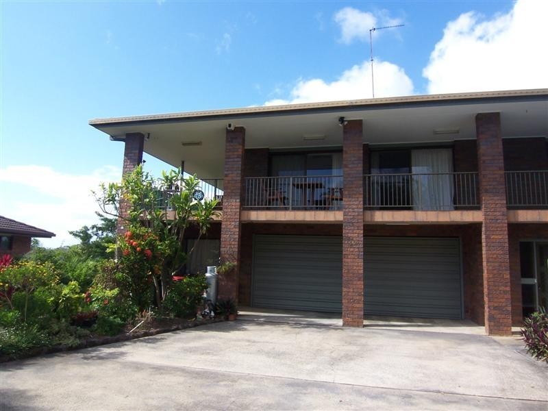 12 Goolara Court, Ocean Shores NSW 2483
