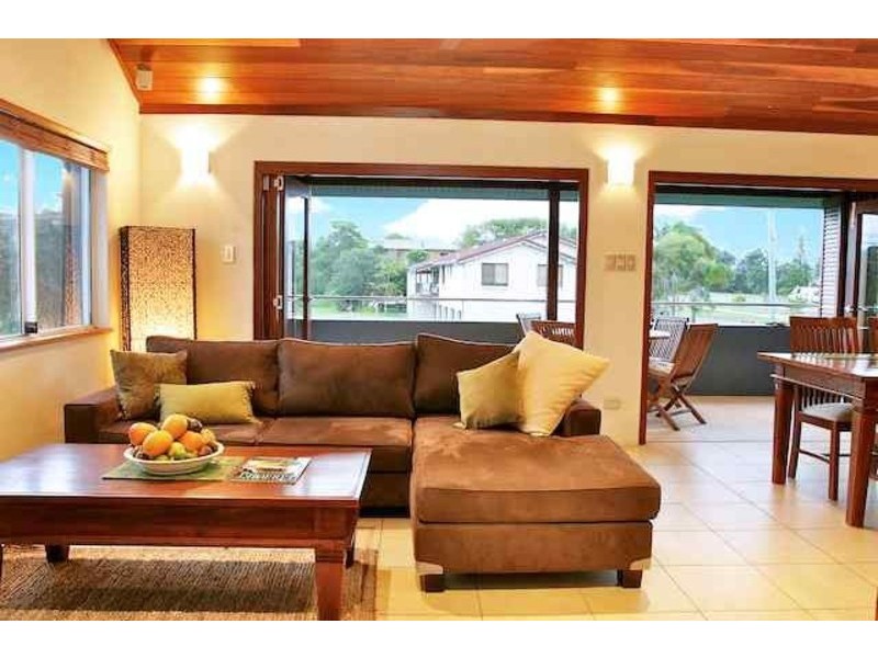 2/76 Lawson Street, Byron Bay NSW 2481