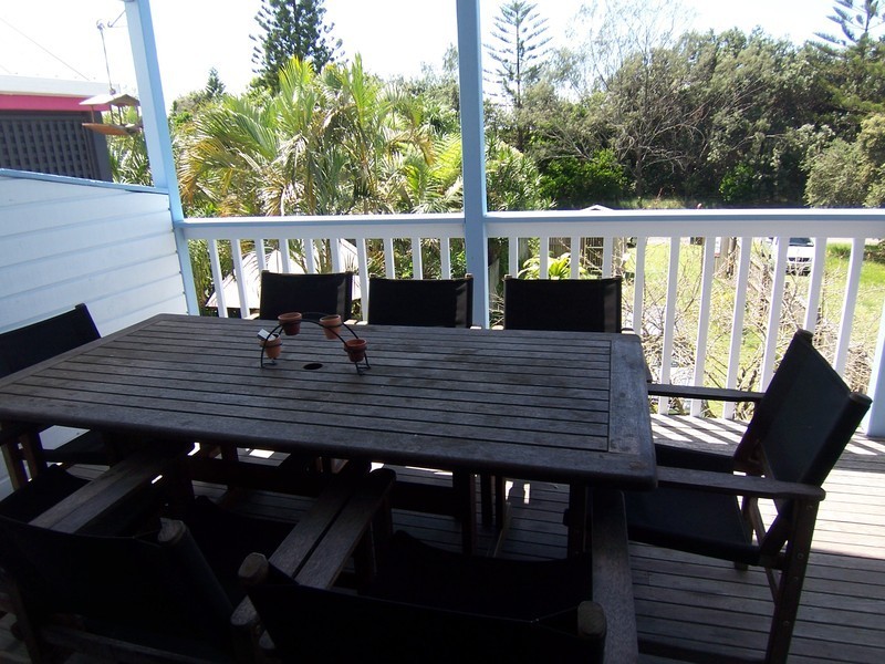 4 Pacific Esplanade, South Golden Beach NSW 2483