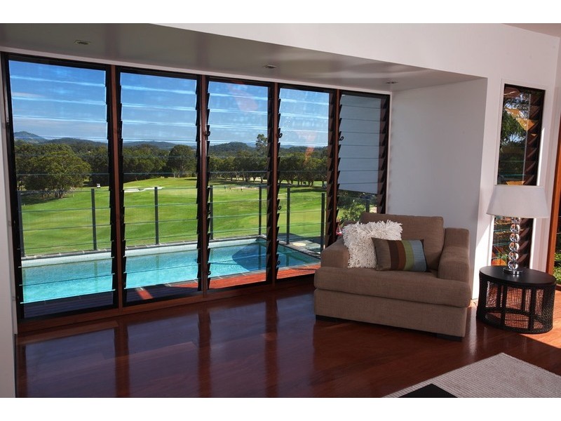 1 Langi Place, Ocean Shores NSW 2483