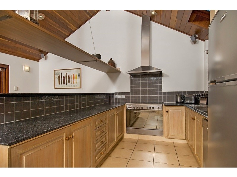 2/76 Lawson Street, Byron Bay NSW 2481