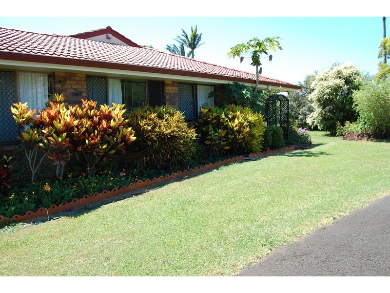 213 Pacific Highway, Bangalow NSW 2479