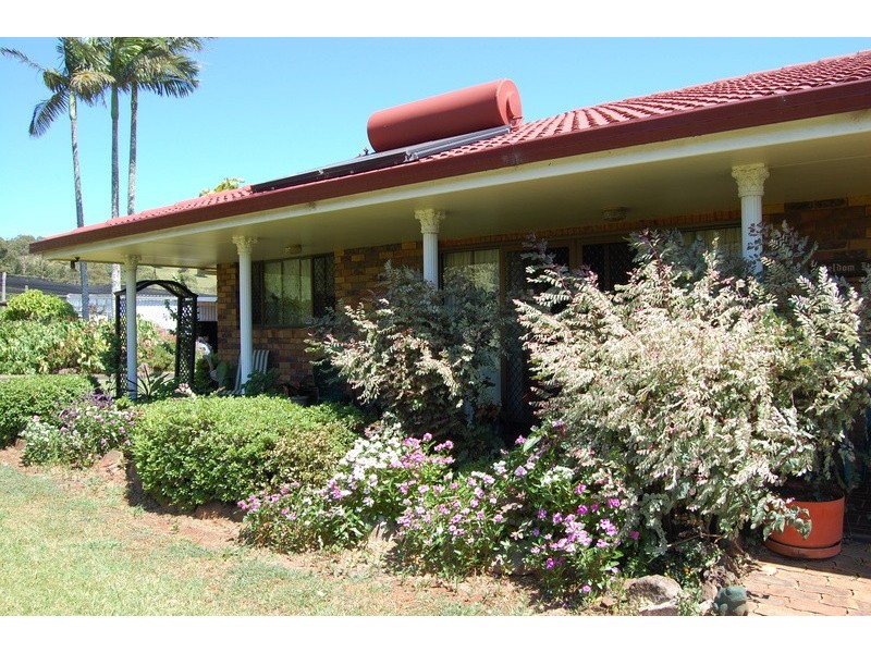 213 Pacific Highway, Bangalow NSW 2479