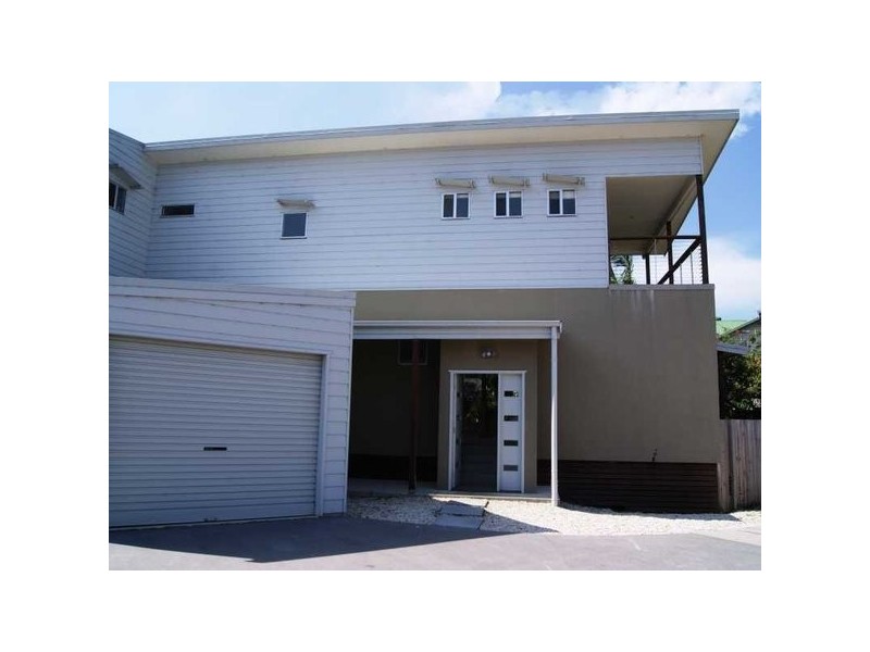92 Rajah Road, Ocean Shores NSW 2483