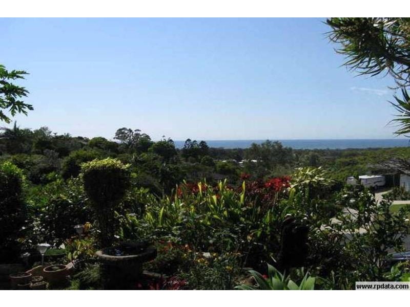 22 Goondooloo Drive, Ocean Shores NSW 2483