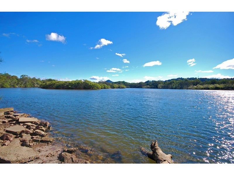 7 Riverside Crescent, Brunswick Heads NSW 2483