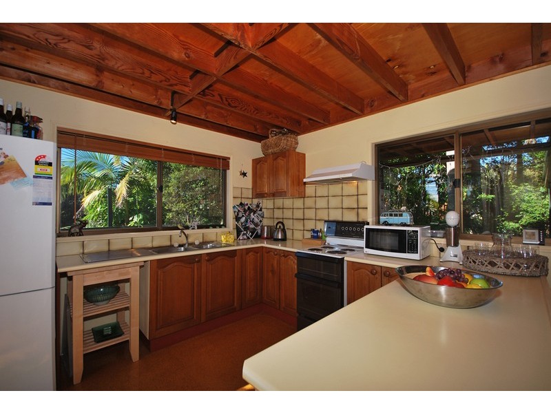 8 Tamarind Court, Suffolk Park NSW 2481