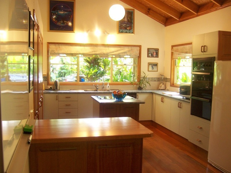 21 Avocado Drive, Ewingsdale NSW 2481