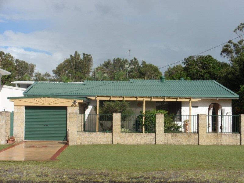 20 Beach Parade, South Golden Beach NSW 2483