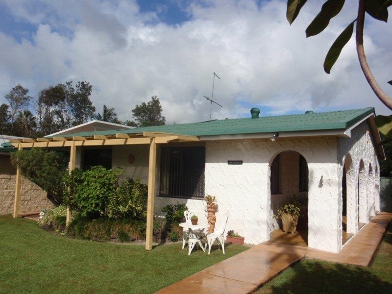 20 Beach Parade, South Golden Beach NSW 2483