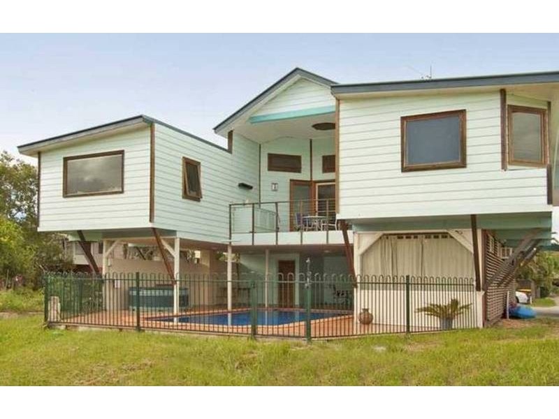 24 North Head Road, New Brighton NSW 2483